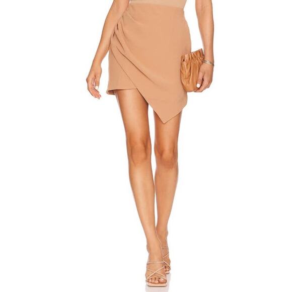 Elliatt Belair Mini Skirt in Nude - S